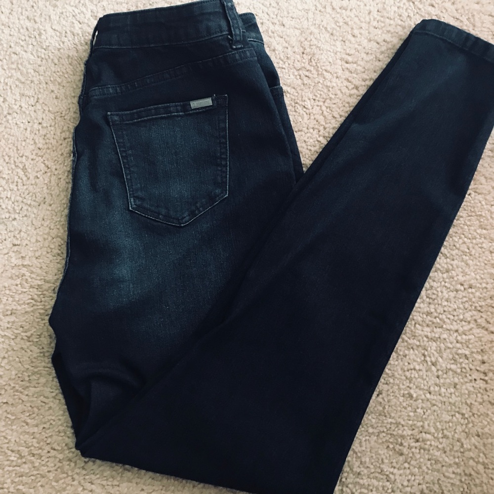 JLO High Rise Skinny Jeans! Perfect Condition